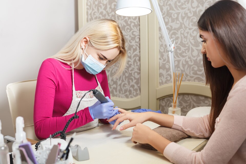 Şereflikoçhisar Manikürcü